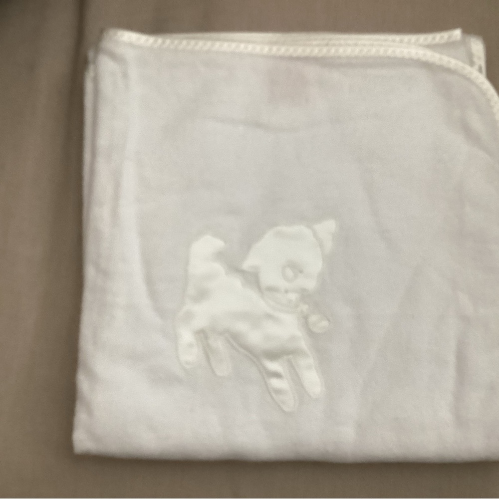 Vintage 1994 Galante baby blanket. Pre-owned, never used. White.  NO.42